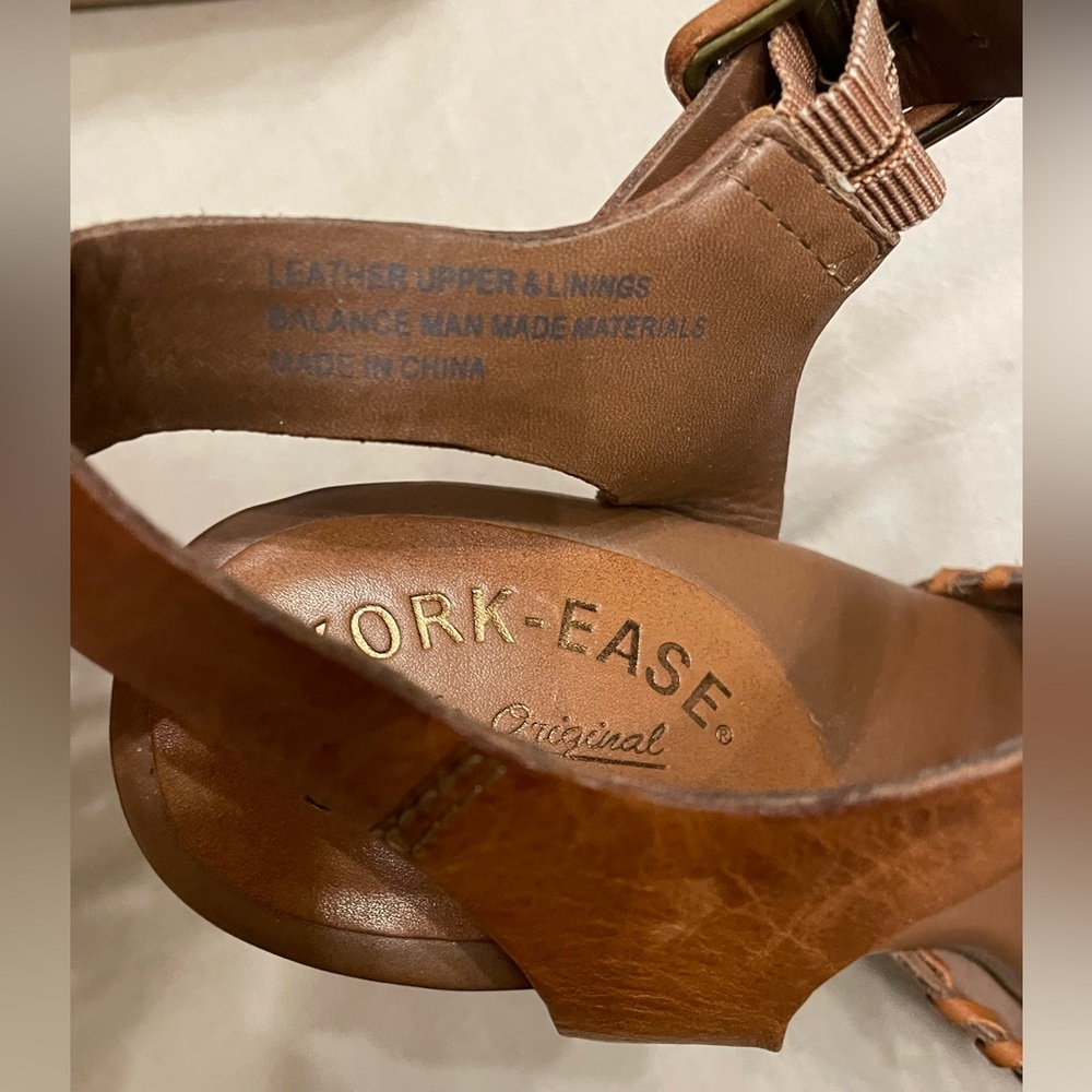 Kork-Ease Payton High Heel Platform Sandals Leather Cushioned Sole Size 10 EUC - Picture 8 of 9